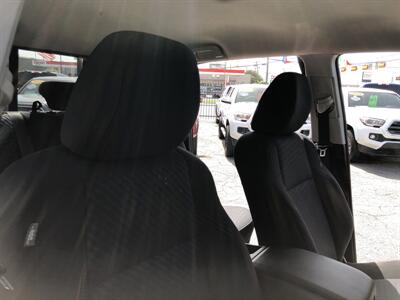 2022 Toyota Tacoma SR5   - Photo 32 - Dallas, TX 75247