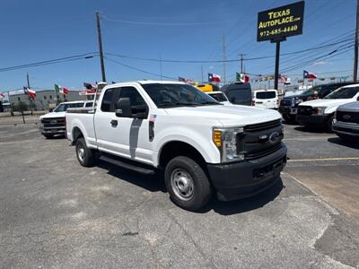 2017 Ford F-250 XL   - Photo 11 - Dallas, TX 75247