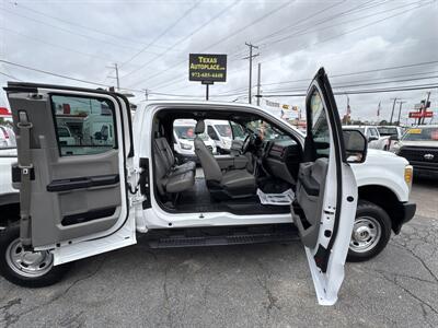 2017 Ford F-250 XL   - Photo 18 - Dallas, TX 75247
