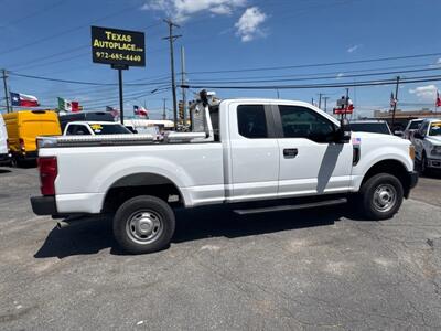 2017 Ford F-250 XL   - Photo 9 - Dallas, TX 75247
