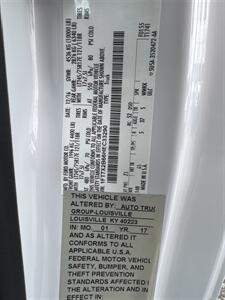 2017 Ford F-250 XL   - Photo 28 - Dallas, TX 75247