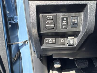 2020 Toyota Tundra SR5   - Photo 20 - Dallas, TX 75247