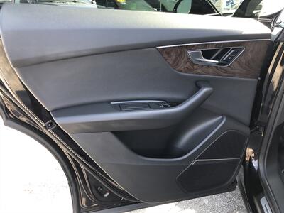 2020 Audi Q8 quattro Premium Plus - Photo 23 - Dallas, TX 75247