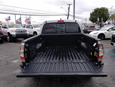 2015 Toyota Tacoma V6   - Photo 5 - Dallas, TX 75247