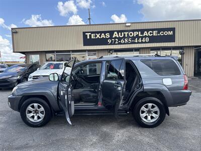 2005 Toyota 4Runner SR5   - Photo 9 - Dallas, TX 75247
