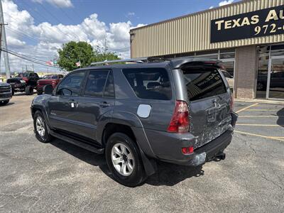 2005 Toyota 4Runner SR5   - Photo 7 - Dallas, TX 75247
