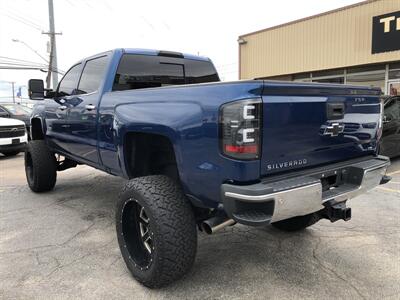 2019 Chevrolet Silverado 2500 LTZ - Photo 14 - Dallas, TX 75247