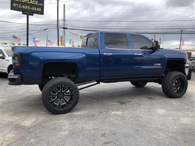 2019 Chevrolet Silverado 2500 LTZ - Photo 9 - Dallas, TX 75247