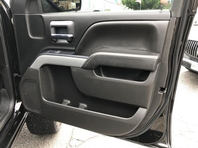 2018 Chevrolet Silverado 1500 LT Z71   - Photo 29 - Dallas, TX 75247