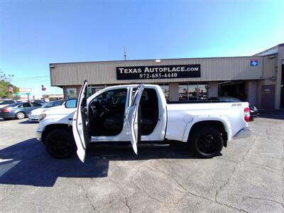 2018 Toyota Tundra SR5   - Photo 14 - Dallas, TX 75247