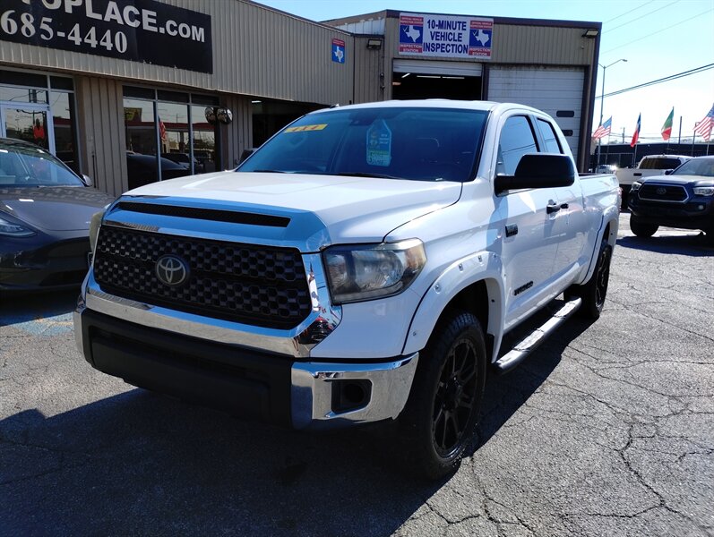 2018 Toyota Tundra SR5   - Photo 1 - Dallas, TX 75247
