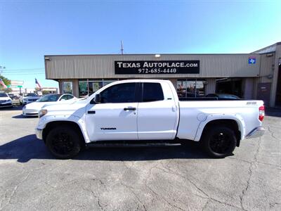 2018 Toyota Tundra SR5   - Photo 2 - Dallas, TX 75247
