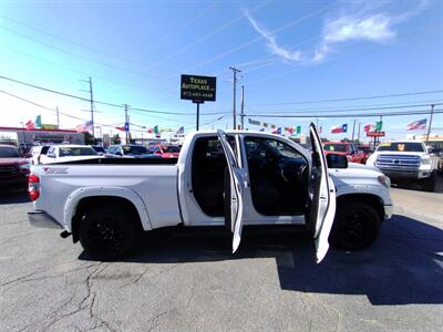 2018 Toyota Tundra SR5   - Photo 11 - Dallas, TX 75247