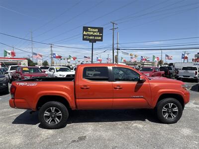 2017 Toyota Tacoma TRD Sport   - Photo 7 - Dallas, TX 75247