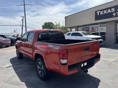2017 Toyota Tacoma TRD Sport   - Photo 3 - Dallas, TX 75247