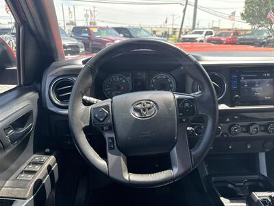 2017 Toyota Tacoma TRD Sport   - Photo 16 - Dallas, TX 75247