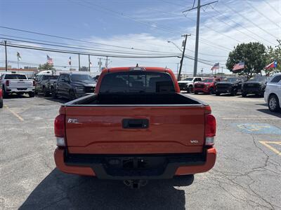 2017 Toyota Tacoma TRD Sport   - Photo 4 - Dallas, TX 75247