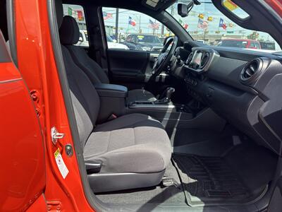 2017 Toyota Tacoma TRD Sport   - Photo 9 - Dallas, TX 75247
