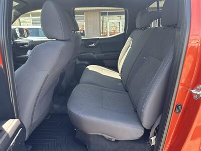 2017 Toyota Tacoma TRD Sport   - Photo 11 - Dallas, TX 75247
