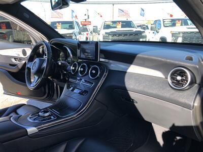 2019 Mercedes-Benz GLC GLC 300 - Photo 29 - Dallas, TX 75247