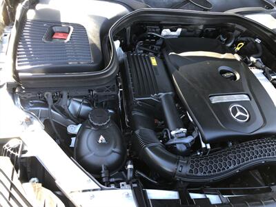 2019 Mercedes-Benz GLC GLC 300 - Photo 6 - Dallas, TX 75247