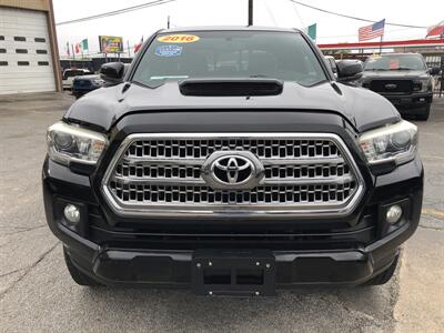 2016 Toyota Tacoma TRD Sport   - Photo 2 - Dallas, TX 75247