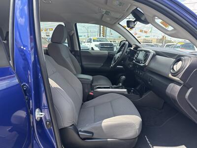 2022 Toyota Tacoma SR5 V6   - Photo 15 - Dallas, TX 75247