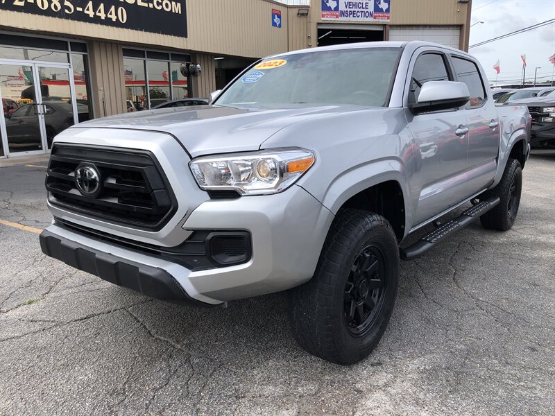 2023 Toyota Tacoma SR  