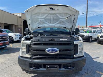 2018 Ford F-250 XL   - Photo 4 - Dallas, TX 75247