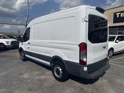 2018 Ford Transit 250   - Photo 10 - Dallas, TX 75247
