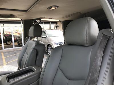 2003 GMC Yukon SLE - Photo 13 - Dallas, TX 75247