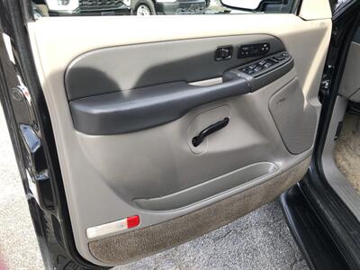 2003 GMC Yukon SLE - Photo 12 - Dallas, TX 75247