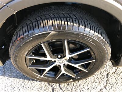 2017 Toyota RAV4 SE   - Photo 22 - Dallas, TX 75247