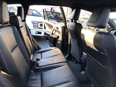 2017 Toyota RAV4 SE   - Photo 49 - Dallas, TX 75247