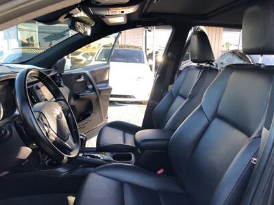 2017 Toyota RAV4 SE   - Photo 35 - Dallas, TX 75247