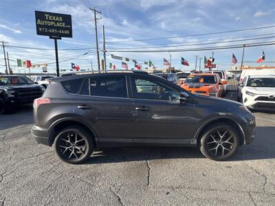 2017 Toyota RAV4 SE   - Photo 6 - Dallas, TX 75247