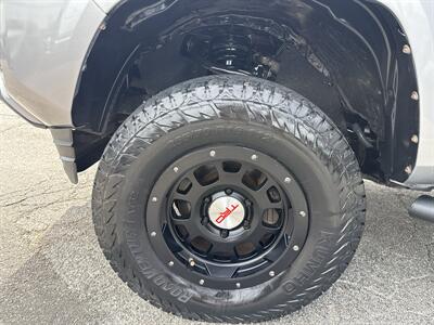 2016 Toyota Tacoma SR5 V6 - Photo 28 - Dallas, TX 75247