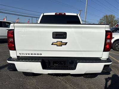 2017 Chevrolet Silverado 1500 LT   - Photo 11 - Dallas, TX 75247