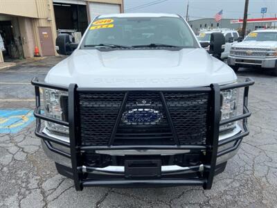 2019 Ford F-250 XL   - Photo 2 - Dallas, TX 75247