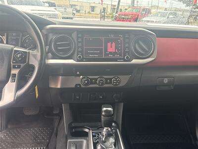 2020 Toyota Tacoma SR5 V6   - Photo 19 - Dallas, TX 75247