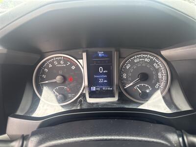 2020 Toyota Tacoma SR5 V6   - Photo 23 - Dallas, TX 75247