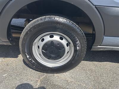 2019 Ford Transit 250   - Photo 24 - Dallas, TX 75247