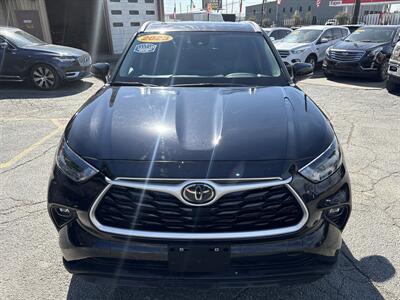 2023 Toyota Highlander XLE   - Photo 3 - Dallas, TX 75247