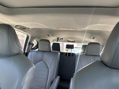 2023 Toyota Highlander XLE   - Photo 13 - Dallas, TX 75247
