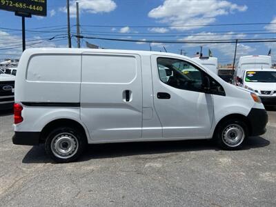 2018 Nissan NV200 S   - Photo 9 - Dallas, TX 75247