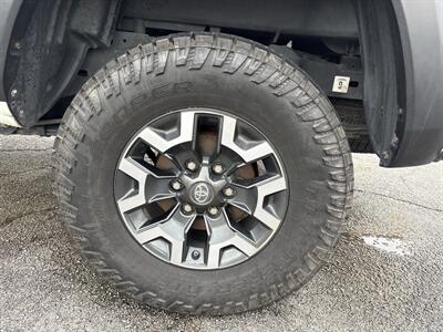2017 Toyota Tacoma TRD Off-Road   - Photo 28 - Dallas, TX 75247