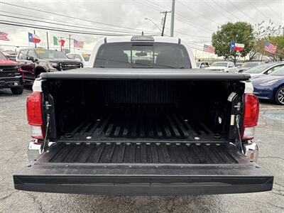 2017 Toyota Tacoma TRD Off-Road   - Photo 11 - Dallas, TX 75247