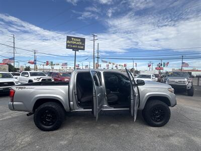 2017 Toyota Tacoma TRD Sport   - Photo 9 - Dallas, TX 75247