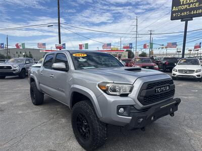 2017 Toyota Tacoma TRD Sport   - Photo 7 - Dallas, TX 75247