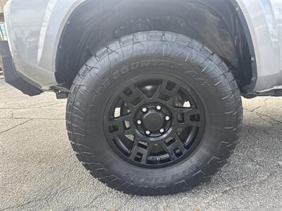 2017 Toyota Tacoma TRD Sport   - Photo 25 - Dallas, TX 75247